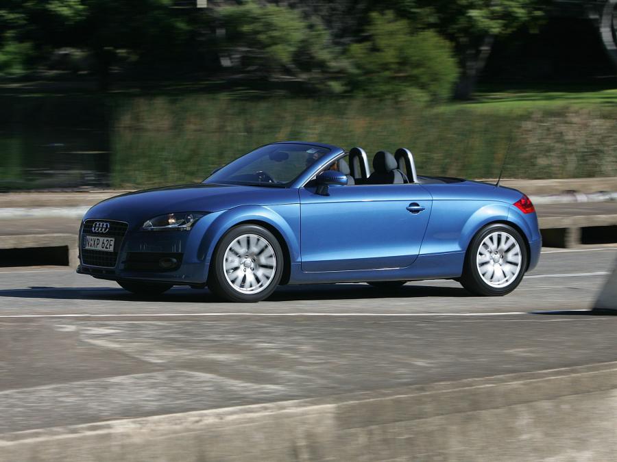  Audi TT Roadster (8J) 2007 года  (AU) (фото 13 из 26)